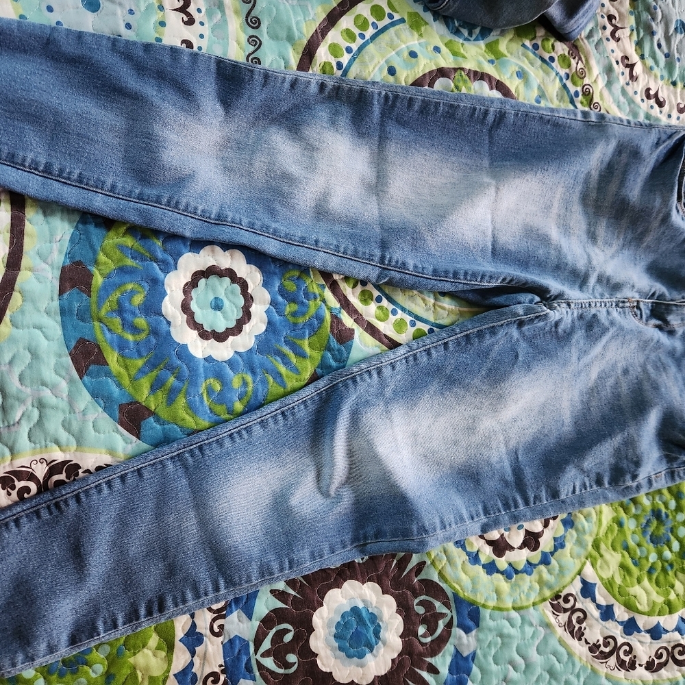 Juniors cafe denim jean - Picture 2 of 6